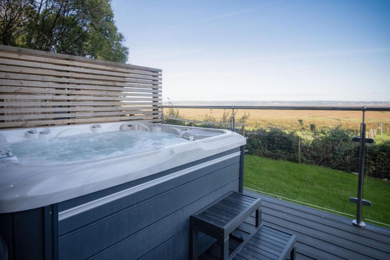 The Rhossili Bay Secret Villa Swansea Exterior photo
